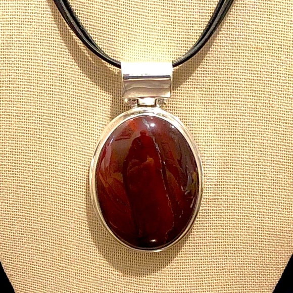 EXEX | CLAUDIA AGUDELO Carnelian Cabochon Sterling Silver Leather Necklace - Picture 2 of 6